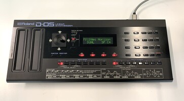 Roland D-05 Series Linear Synthesizer Sound Module with Power Supply