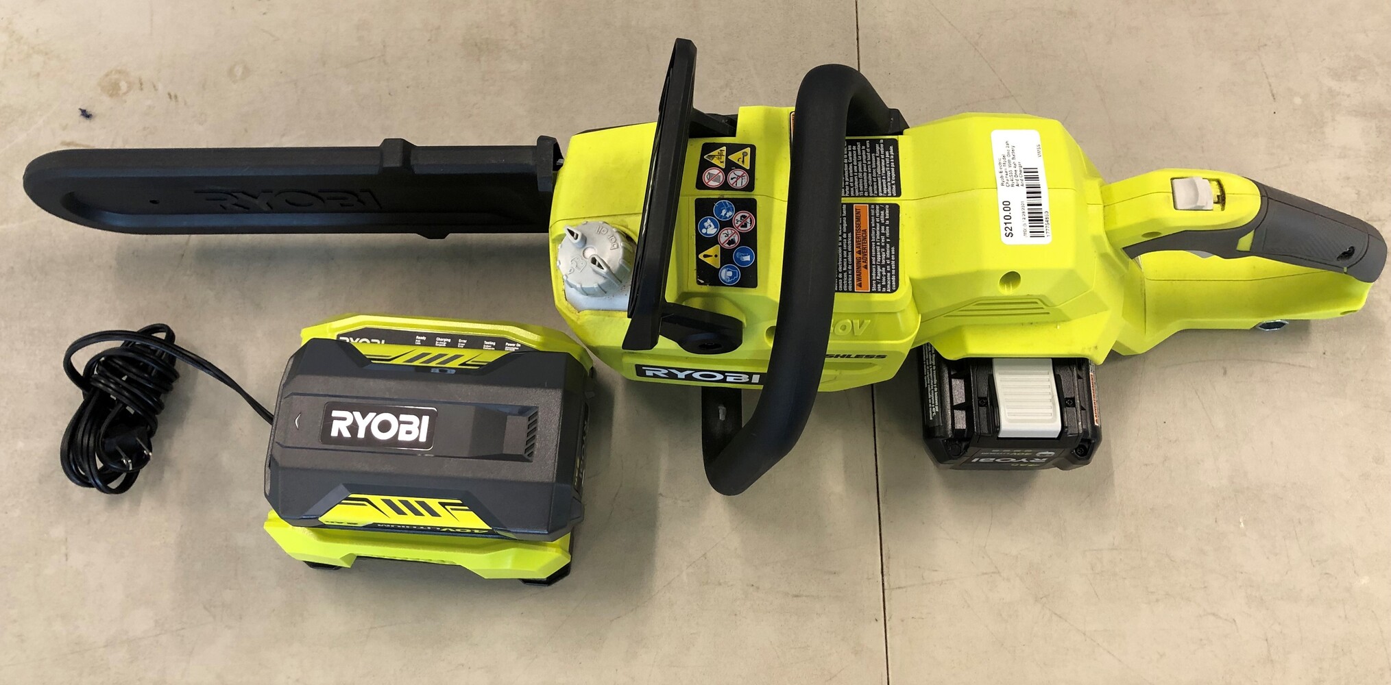 Ryobi Battery Powered Chainsaw RY40503 with 2ah & 4ah Batteries and