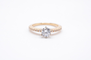 14k Yellow Gold Cubic Zirconia CZ Ring .70 CTTW Size 4.75