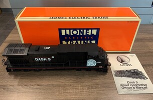 Lionel 6-18226 General Electric Dash-9 Diesel Locomotive #8365
