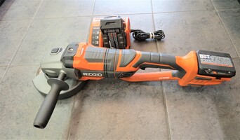 Ridgid R88040 Rotating Angle Grinder with 2 Batteries & Charger