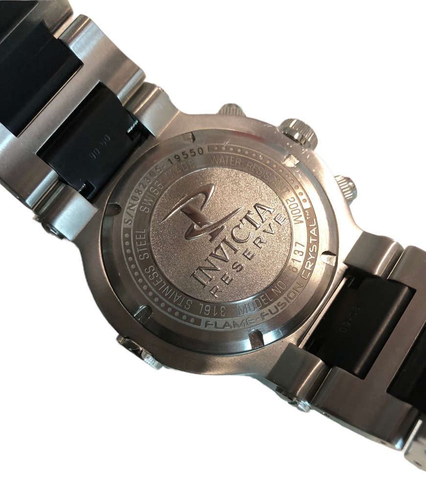  Invicta Men�s Reserve Ocean Reef Model 6137 Quartz Stainless Steel Watch