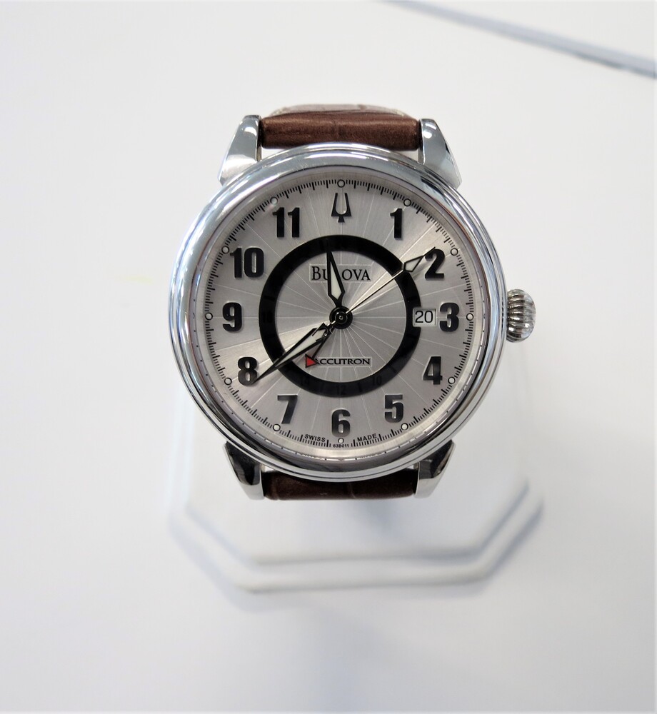 Bulova Accutron Men's Watch Model 63B011 Fastcash Pawn & Checkcashers