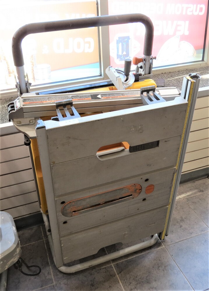 Ridgid TS24001 Portable Table Saw with Guide Fastcash Pawn