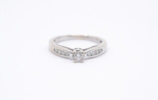 10k White Gold Diamond Promise Engagement Ring .20 CTTW Size 4.75 