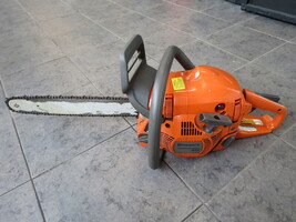  Husqvarna 445 X-Torq Chainsaw