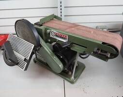  Central Machinery 4 In. X 36 In. Belt And 6 In. Disc Sander w/ extra sandpaper