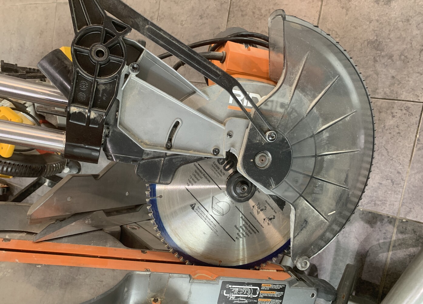 Ridgid R4222 15 Amp Corded 12 in. Dual Bevel Sliding Miter Saw with