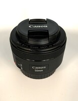  Canon EF 1:1.8 STM Lens
