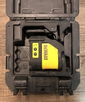 DeWalt DW088 LaserChalkLine Laser Line Generator with Case